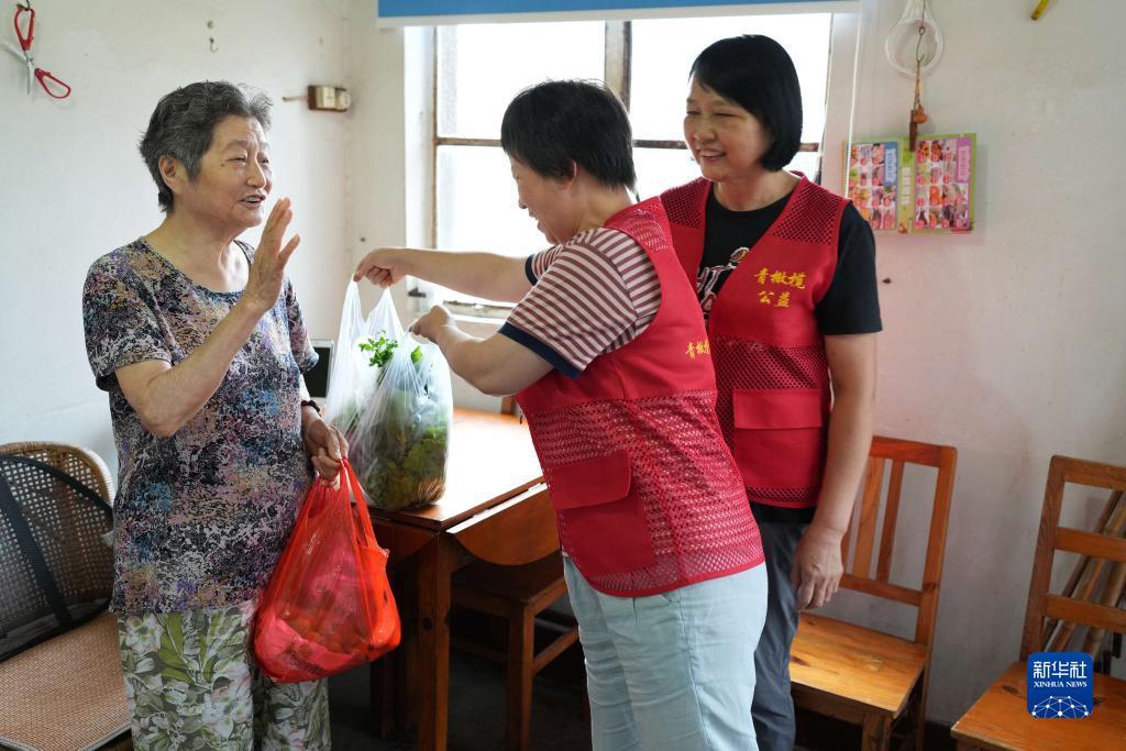 喜迎捕鱼游戏中心下载